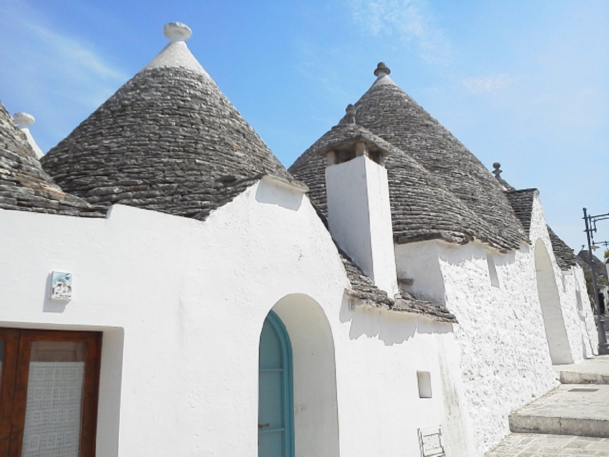 屋根も塗装が必要か 屋根の重要性 ペイントホームズ